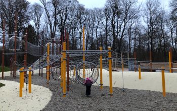 Seidenspinner-Spielplatz
