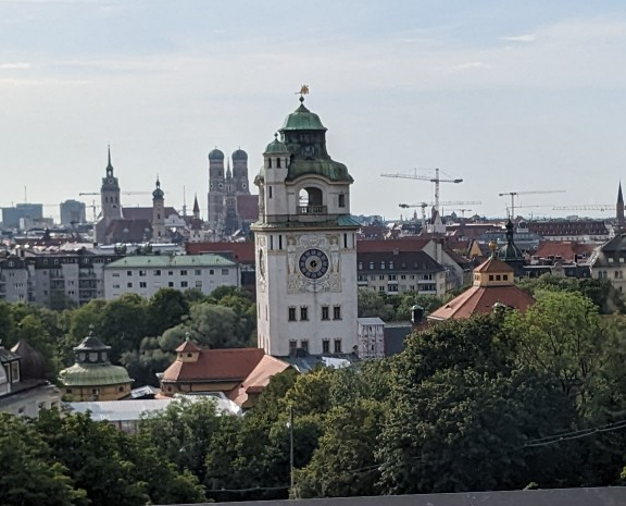 Blick von der neuen Dachterrasse des Gasteig